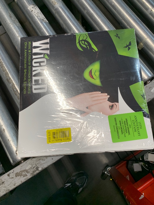 Photo 1 of Wicked (Original Cast Recording)[Green/Black 2 LP]
