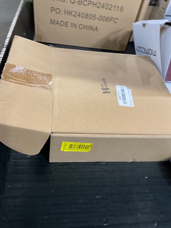 Photo 1 of Honoson 10 Pack Graduation Confetti Streamer 2025 Upgrade Congrats Grad Hand Throw Streamer Confetti Popper Grad Party Favors for Graduation Party Decorations Class of 2025 Party Supplies