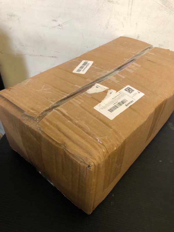 Photo 1 of  12 Pack Plastic Flower Vase Bulk
