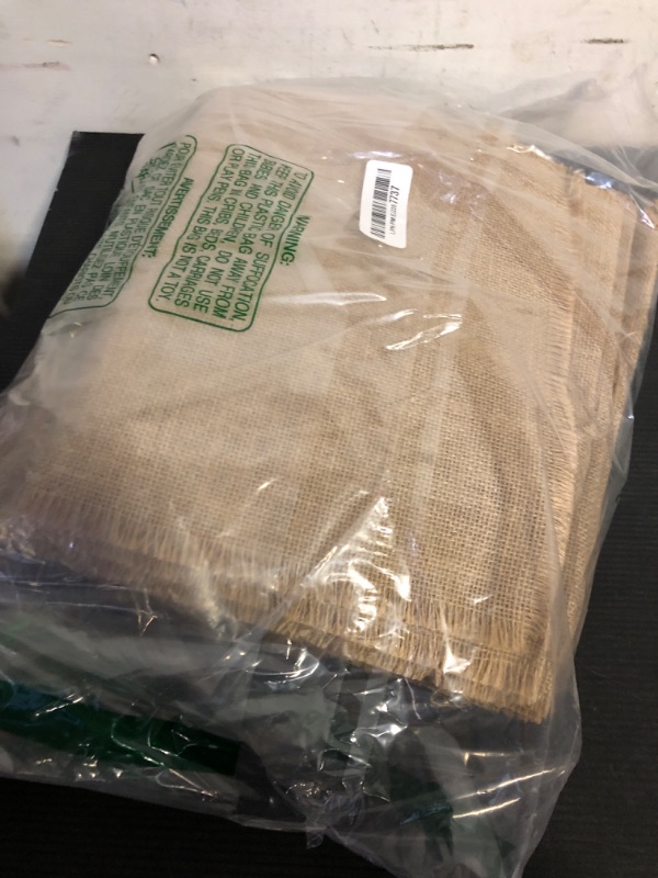 Photo 1 of 15 Pack Burlap Table Runners Bulk 12 x 71 Inch Rustic Jute Tablerunner Khaki Farmhouse Country Burlap Runners for Wedding Banquet Birthday Holiday Party Kitchen Dining Table Decorations(Tassel)