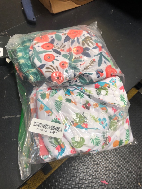 Photo 1 of wegreeco Cloth Diapers 6 Pack with 6 Inserts & 1 Wet Bag, Washable Cloth Diapers for Babies, One Size Adjustable Reusable (Flower)