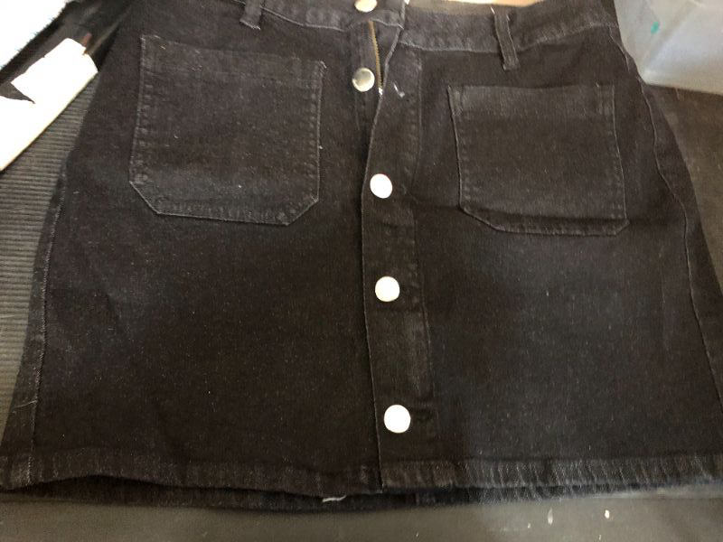 Photo 1 of  Womens Skirt Size M 