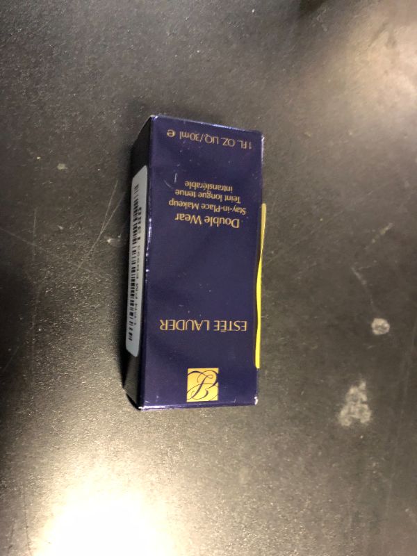 Photo 1 of Estée Lauder Double Wear Stay-in-Place 24-Hour Long-Wear Matte Foundation Makeup, 1 Fl Oz, 2C3 Fresco