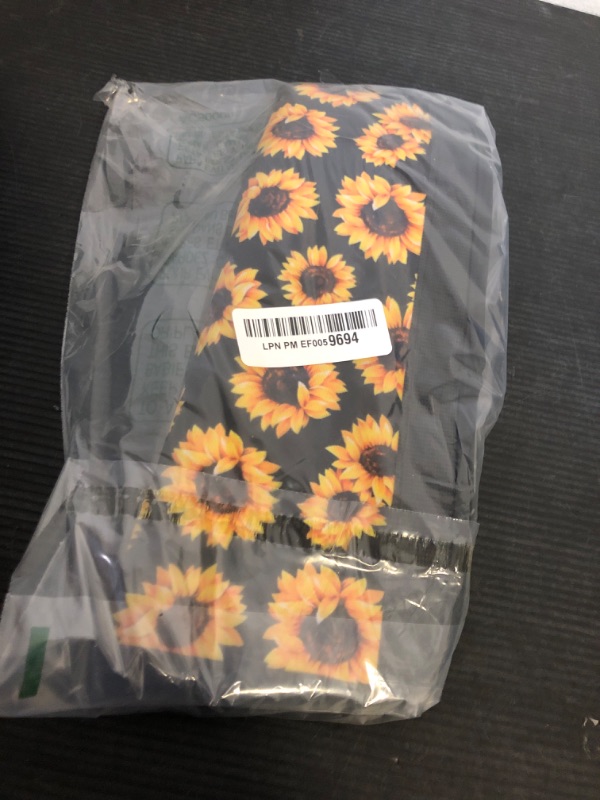 Photo 1 of FOR U DESIGNS 2 PCS Auto Seat Belt Cover Sunflower Shoulder Seatbelt Pad for Adults Youth Kids Toddlers, for Car, Truck, SUV, Airplane, Backpack Straps