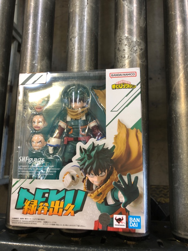 Photo 1 of TAMASHII NATIONS - My Hero Academia - Izuku Midoriya S.H.Figuarts Action Figure