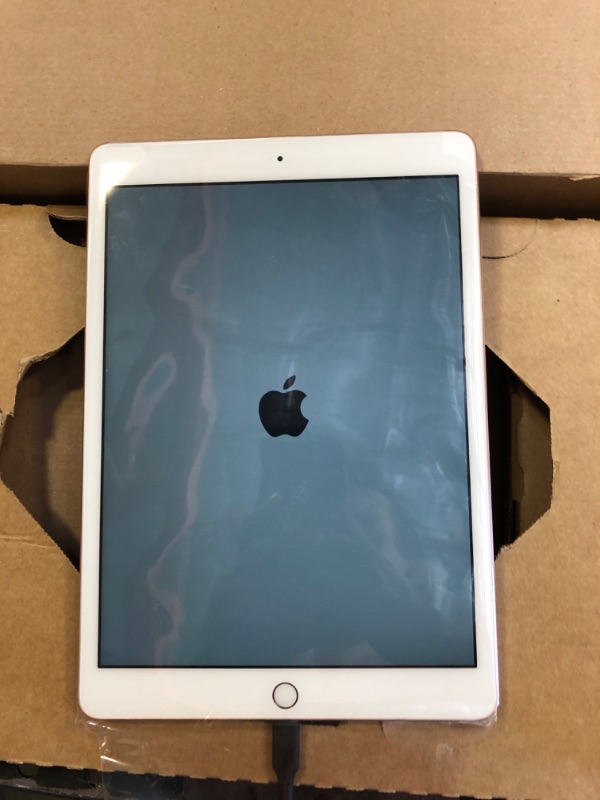 Photo 1 of 2020 Apple iPad 8th Gen (10.2 inch, Wi-Fi, 128GB) Gold (Renewed)