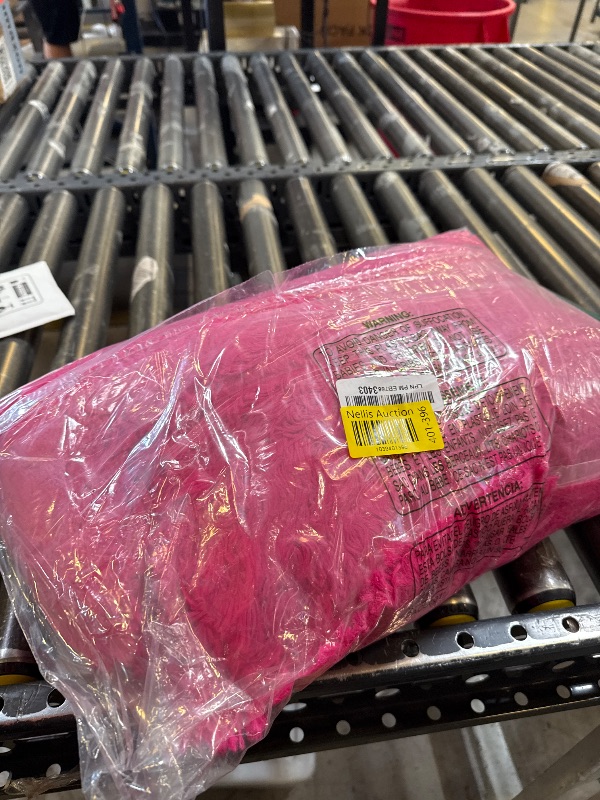 Photo 1 of Hot Pink Fluffy Twin Comforter Cover Set?Faux Fur Hot Pink Girls Bedding 1 Pieces (1 Plush Twin Duvet Cover) Fluffy Bed Sets Twin (Hot Pink, Twin)