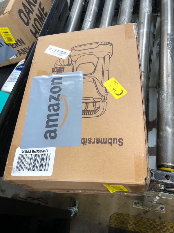 Photo 1 of Water Pump Submersible Sump Pump 1HP 4500GPH Portable Electric Water Pump Utility Pump for Pool Draining Flood Basement Hot Tub Pond