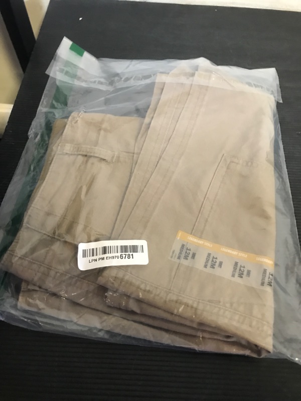 Photo 1 of Size M--Lee Women's Legendary 5" Utility Short, Oscar Khaki