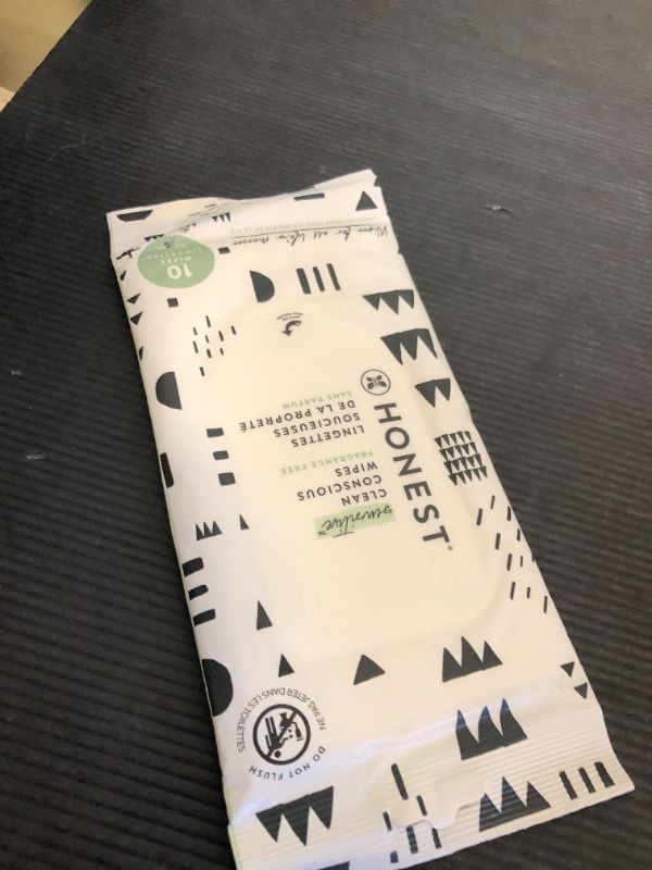 Photo 1 of 10Count Wipes Lingettes 