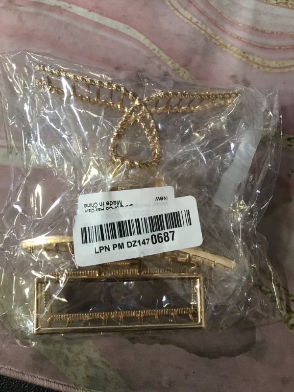 Photo 1 of Mehayi 3 PCS Metal Large Claw Clips for Thick Heavy Hair, Strong Hold Big Non-Slip Hair Catch Barrette Jaw Clamp for Long Hair, Fashion Styling Accessories for Women Girls