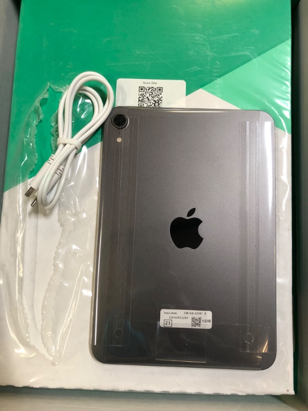 Photo 1 of Apple iPad mini 6-256GB - WiFi - Space Gray (Renewed Premium)