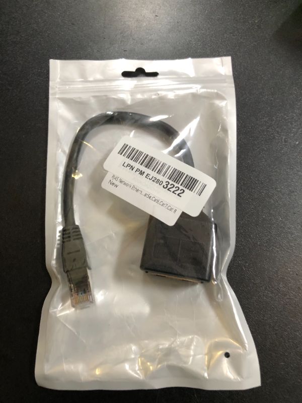 Photo 1 of RJ45 Network Ethernet Adapter Splitter,esbeecables E thernet S plitter 1 Male to 2 Female LAN Ethernet Splitter Adapter Suitable Super Cat5,Cat5e,Cat6,Cat7,Cat 8