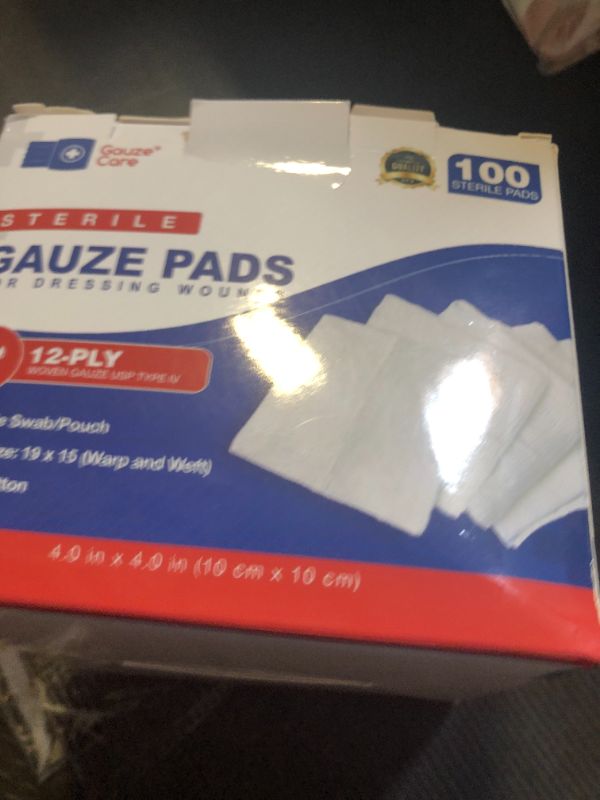 Photo 1 of 100pc Large Sterile Gauze Pads 4x4 Sterile for Wounds Bulk - 12ply Woven Gauze Sponges 4x4 Sterile - USP IV Breathable Mesh 4x4 Gauze Pads Sterile for Enhanced Absorption - First Aid Medical