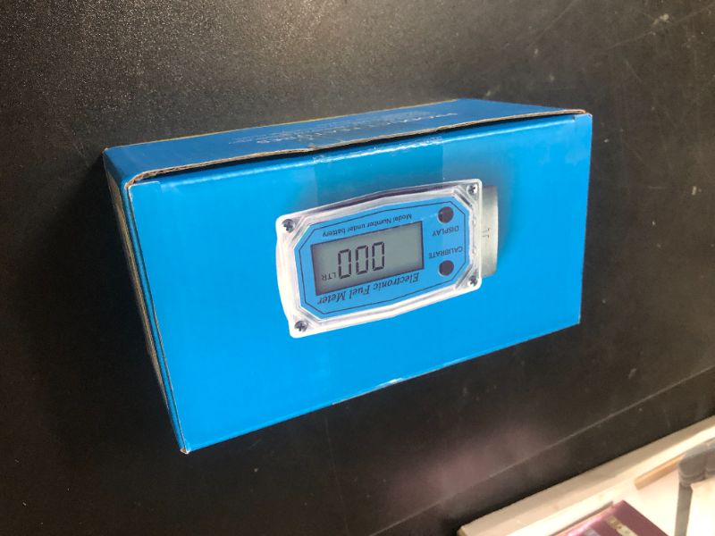 Photo 1 of Turbine Flow Meter, Electronic Oil Flowmeter, Kerosene Gas Methanol Diesel Fuel Flow Digital Meter, 3/4" 10-100L/Min LCD Display BSPT/NPT with Battery
