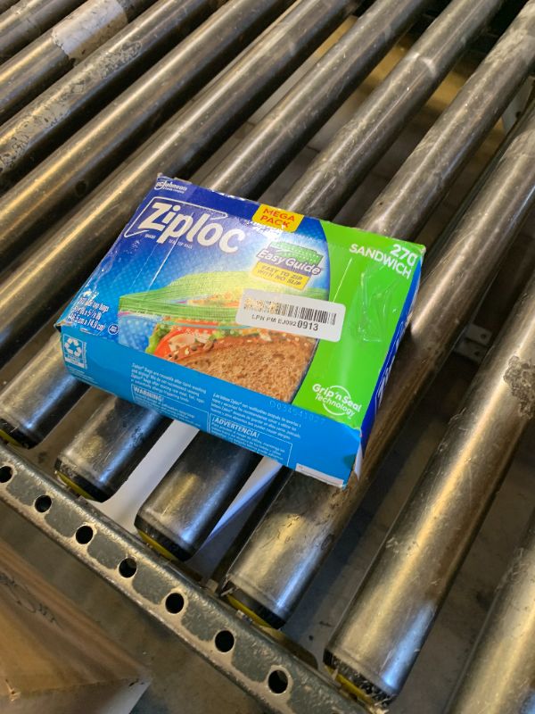 Photo 1 of Ziploc Sandwich and Snack Bags with EasyGuide Texture, Plastic Storage Bags with Grip 'n Seal Technology, 270 Bags Total