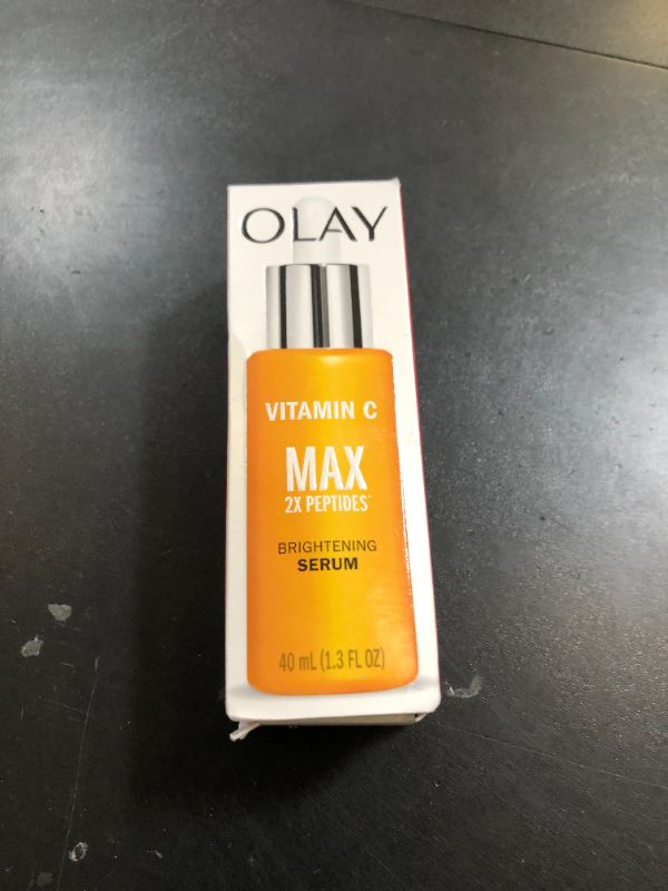 Photo 1 of Olay Vitamin C Max Brightening Serum, 1.3 FL OZ (40 mL)