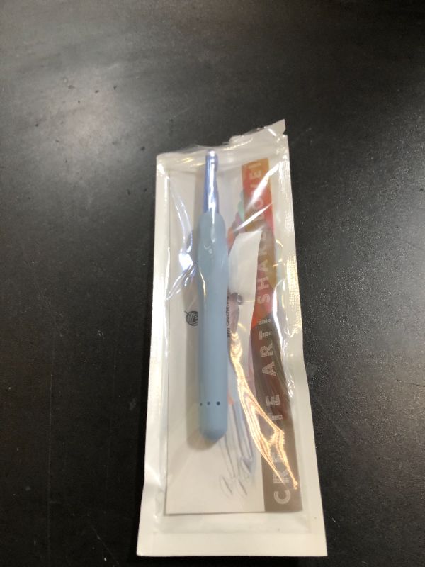 Photo 1 of 8mm Crochet Hook, Supers Smooth 8 mm Ergonomic Crochet Hooks for Beginner, Comfort for Arthritic, 1 Pack