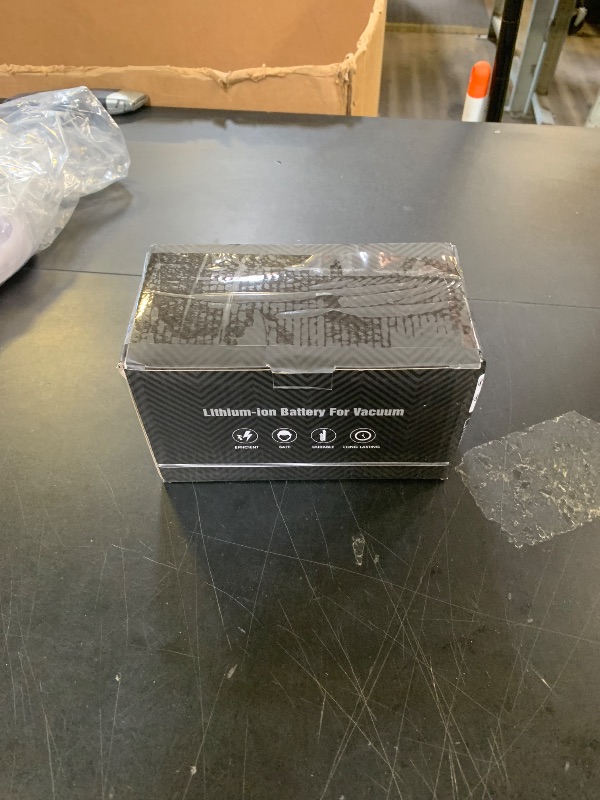 Photo 1 of Battery Replacement for V6, 21.6V 6500mAh Li-ion Battery Compatible with V6 Animal V6 Absolute V6 Motorhead V6 Fluffy SV03 SV04 SV05 SV06 SV07 SV09 DC58 DC59 DC61 DC62 DC72 DC74 Vacuum Cleaner