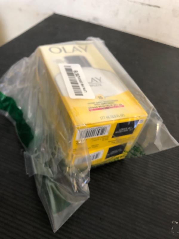 Photo 1 of Olay Face Moisturizer Complete Lotion All Day Daily Facial Moisturizing Lotion SPF 15 for Normal Skin and Hydration, Oil-Free Non-Greasy, 6 Fl Oz (Pack of 2)