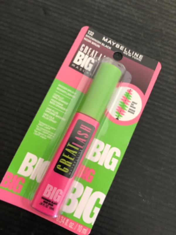 Photo 1 of Maybelline Great Lash BIG Washable Mascara, Volumizing, Thickening, Lengthening Mascara, Brownish Black, 1 Count