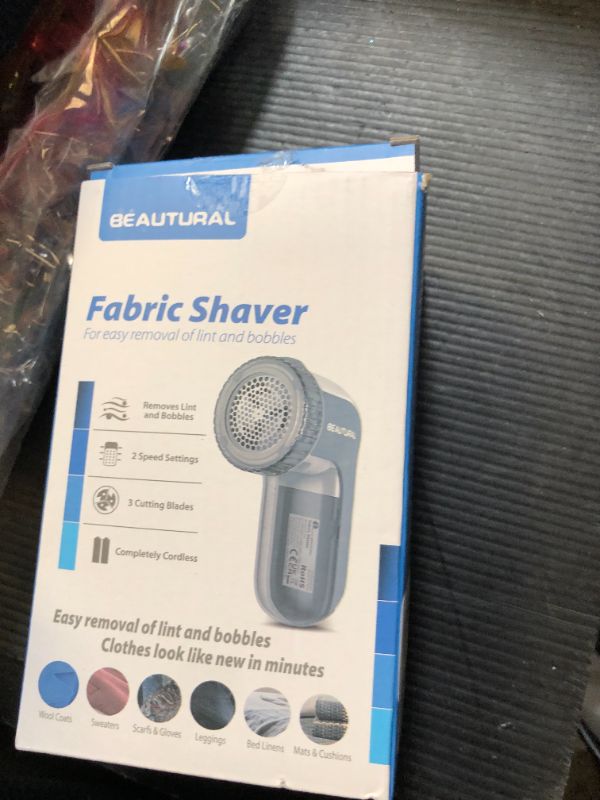 Photo 1 of BEAUTURAL Fabric Shaver and Lint Remover, Sweater Defuzzer with 2-Speeds, 2 Replaceable Stainless Steel Blades, Battery Operated, Remove Clothes Fuzz, Lint Balls, Pills, Bobbles Gray