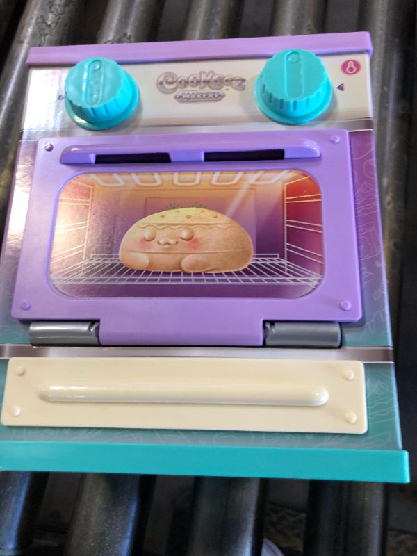Photo 1 of Cookeez Makery Lil' Bakez Oven, Mix The Dough and Make A Scented Surprise Pet in The Form of A Deliciously Scented Plush Toy (Non-Electronic), Bake and Collect - Styles May Vary
