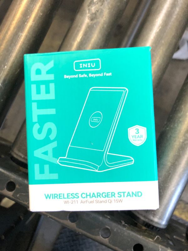 Photo 1 of INIU Wireless Charger, 15W Fast Qi Certified Wireless Charging Station with Sleep-Friendly Adaptive Light Compatible with iPhone 16 15 14 13 Pro XS 8 Plus Samsung Galaxy S25 S24 S23 Note 20 Google etc