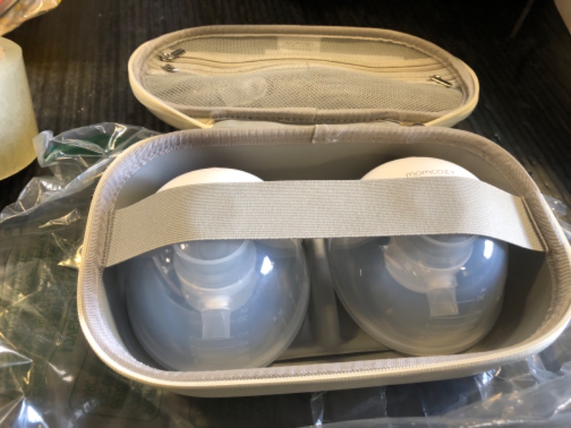 Photo 1 of Pump Hands Free of Moms, Electric Breast Pump