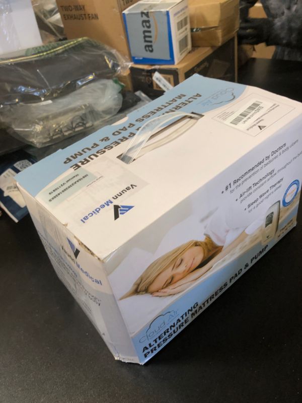 Photo 1 of Vaunn Medical Cloud Air Whisper Quiet Alternating Air Pressure Mattress Topper with Pump Twin Size 36" x 78" x 3"