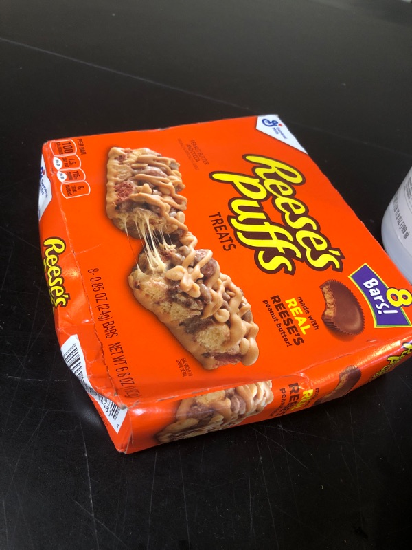 Photo 1 of Reese's Puffs Breakfast Cereal Treat Bars, Peanut Butter & Cocoa, 8 ct