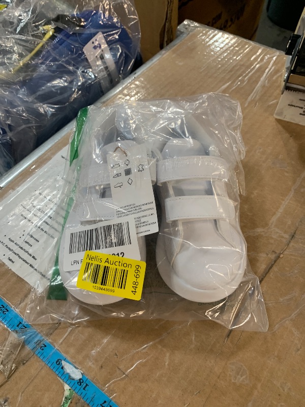Photo 1 of adidas Kids Grand Court 2.0 Tennis Shoe - Unisex-Child Sneakers 9K