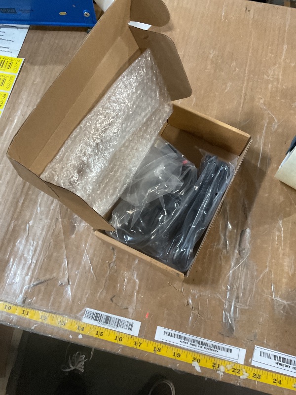 Photo 1 of 135W AC Charger Fit for Lenovo ThinkPad X1 Extreme Gen 1 2 3 4 5 W540 W541 T440 T440S T440P T470P T540p T15p Ideapad Yoga Y50-70 Y50-80 Y50p Y50p-70 Y50c G405 G410 G505 Laptop Power Supply Adapter