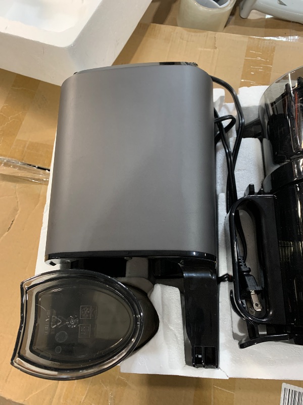 Photo 1 of (not functional) (sold for parts) Juicer Machines with 5.8" Extra Large Feed Chute, Cold Press Juicer for Whole Vegetables and Fruits