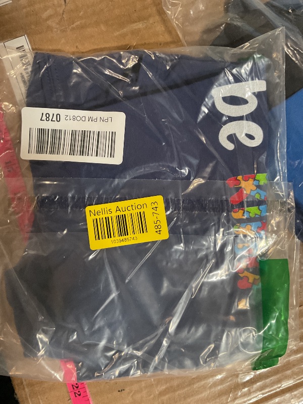 Photo 1 of Autism Awareness Be Kind Colorful Puzzle Pieces T-Shirt XS NAVY BLUE 