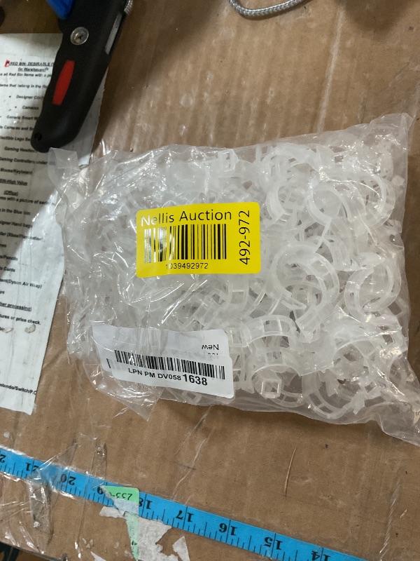 Photo 1 of ***(PARTIAL SET)***
Glory Island 100 Pcs Tomato Clips for String Trellis, Plant Support Clips for Climbing Plants, Tomato and Grape Vines Vegetable Plant Plastic Clear Clips for Upright Growth