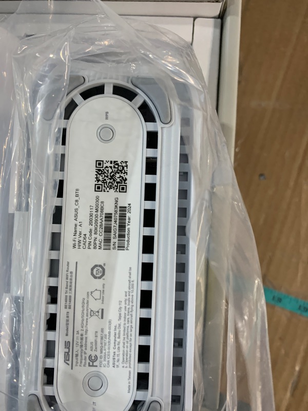 Photo 1 of **ONE UNIT IS NONFUNCTIONAL**
ASUS ZenWiFi BT8 (3-Pack) Tri-Band WiFi 7 Mesh, 14 Gbps, 8850 sq.ft, Dual 2.5G Ports, Security and Parental Controls Included, Smart Home Master SSIDs, 4G & 5G Mobile Tethering