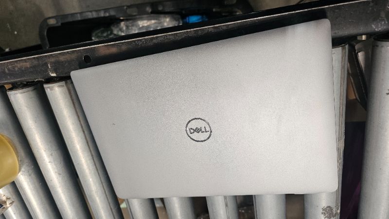 Photo 1 of ***(PARTS ONLY/ MINOR DAMAGE/ NON FUNCTIONAL)***Dell Precision 3000 3480 14" Mobile Workstation - Full HD - 1920 x 1020 - Intel Core i7 13th Gen i7-1370P Tetradeca-core (14 Core) 1.90 GHz - 16 GB Total RAM - 512 GB SSD - Titan Gray