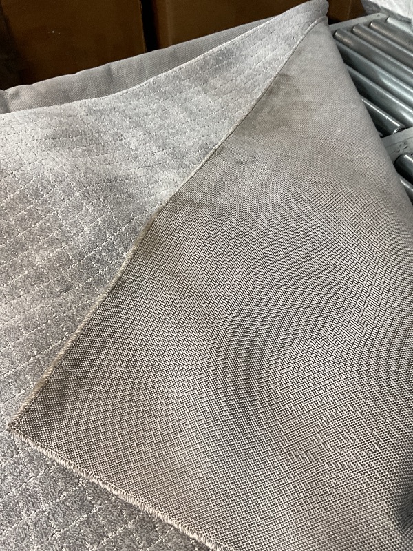 Photo 1 of ****USED-DIRTY/STAINED-NEEDS CLEANING****MAY NEED TRUCK/TRAILER PICKUP*
Shilucheng Wool Rug 8x10 Ft,80% New Zealand Wool& 20% Cotton Rugs for Living Room, Bedroom, Soft Low Pile Area Rug 100% Cotton Non-Slip Backing Large Area Rug (Gray/White)