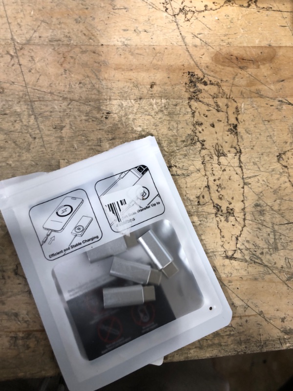 Photo 1 of ????? ???????? Lightning to USB C Adapter for iPhone 16/15 Pro Max/Plus,Samsung S25,iPad,Nintendo Switch,Support Charging,Not for Audio,Type C Charger Connector,for iPhone 16/15 Charger