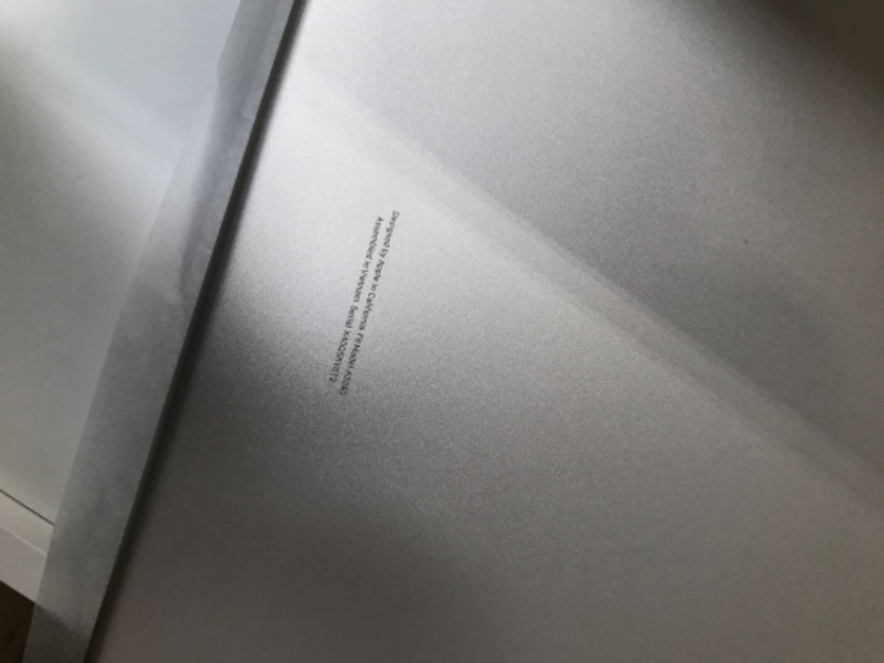 Photo 1 of Apple 2025 MacBook Air 13-inch Laptop with M4 chip: Built for Apple Intelligence, 13.6-inch Liquid Retina Display, 24GB Unified Memory, 512GB SSD Storage, 12MP Center Stage Camera, Touch ID; Starlight