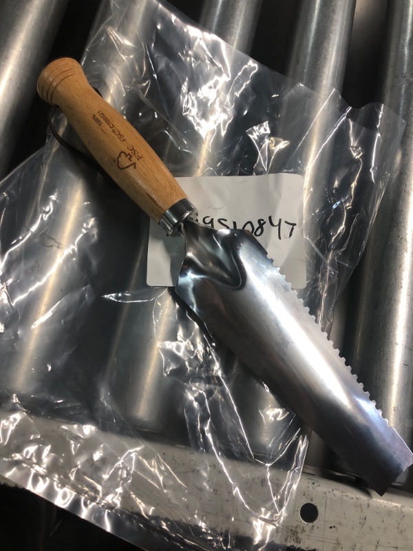Photo 1 of (used) WORKPRO 12.5" Weeder Puller Tool with Wood Handle, 4-in-1 Polished Stainless Steel Garden Trowel