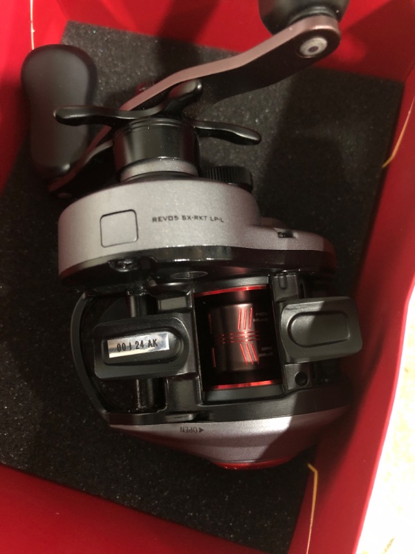 Photo 1 of *LEFT HANDED* Abu Garcia Revo SX Rocket Low Profile Baitcast Fishing Reel