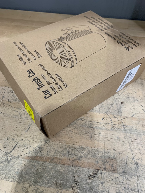 Photo 1 of (used) Waretary Trash Can for Car Garbage: Leakproof Silicone Car Waste Bin w/Lid for Drivers and Passengers; 1.9 Gallon Garbage Container 