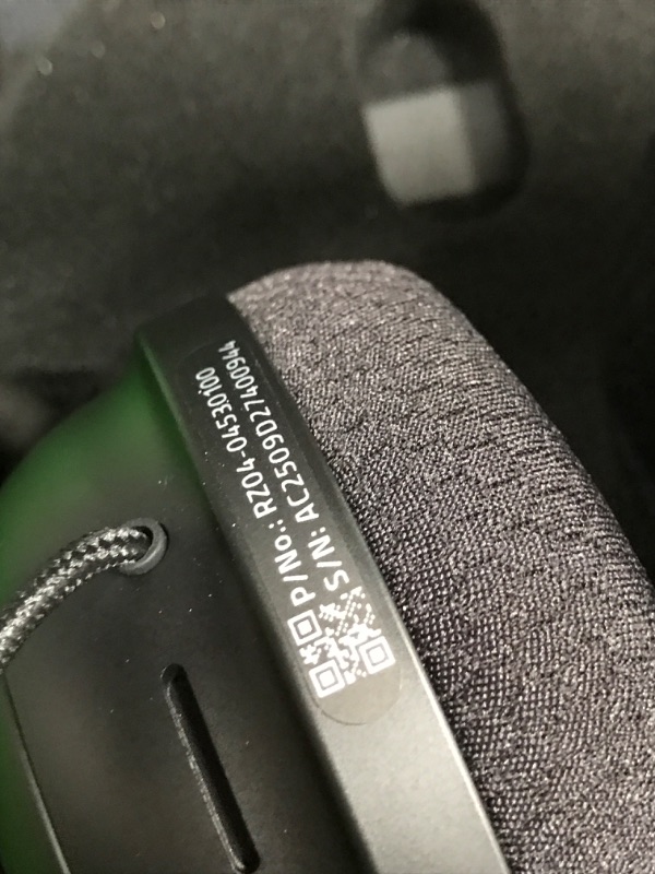 Photo 1 of ***See notes***Razer BlackShark V2 Pro Wireless Gaming Headset 2023 Edition: Detachable Mic - Pro-Tuned FPS Profiles - 50mm Drivers - Noise-Isolating Earcups w/Ultra-Soft Memory Foam - 70 Hr Battery Life - Black