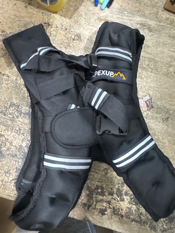 Photo 1 of APEXUP Weighted Vest with 5lbs/10lbs/15lbs/20lbs/25lbs/30lbs Weights and Reflective Stripe, Weight Vest Men Women for Workout, Strength Training, Running (Black, 5lbs)