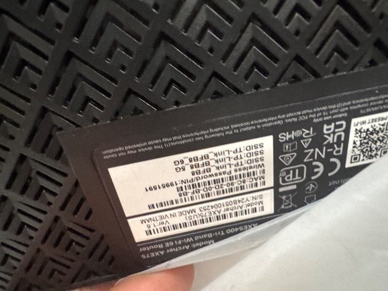 Photo 1 of *UNABLE TO FULLY TEST* TP-Link AXE5400 Tri-Band WiFi 6E Router (Archer AXE75)- Gigabit Wireless Internet Router, ax Router for Gaming, VPN Router, OneMesh, WPA3, Black