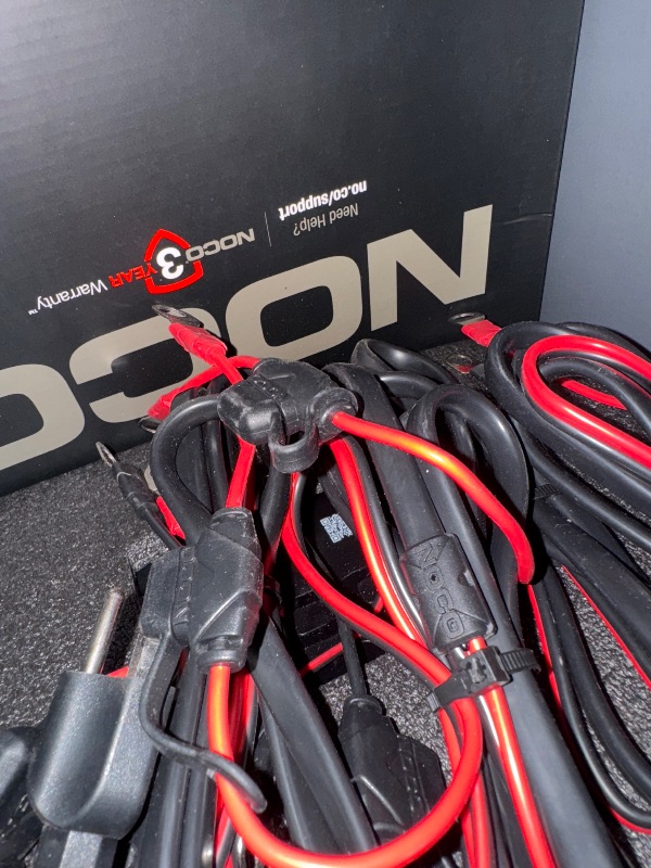 Photo 1 of *UNABLE TO FULLY TEST* NOCO Genius GENPRO10X4, 4-Bank, 40A (10A/Bank) Smart Marine Battery Charger, 12V Waterproof Onboard Boat Charger, Battery Maintainer and Desulfator for AGM, Lithium (LiFePO4) and Deep-Cycle Batteries