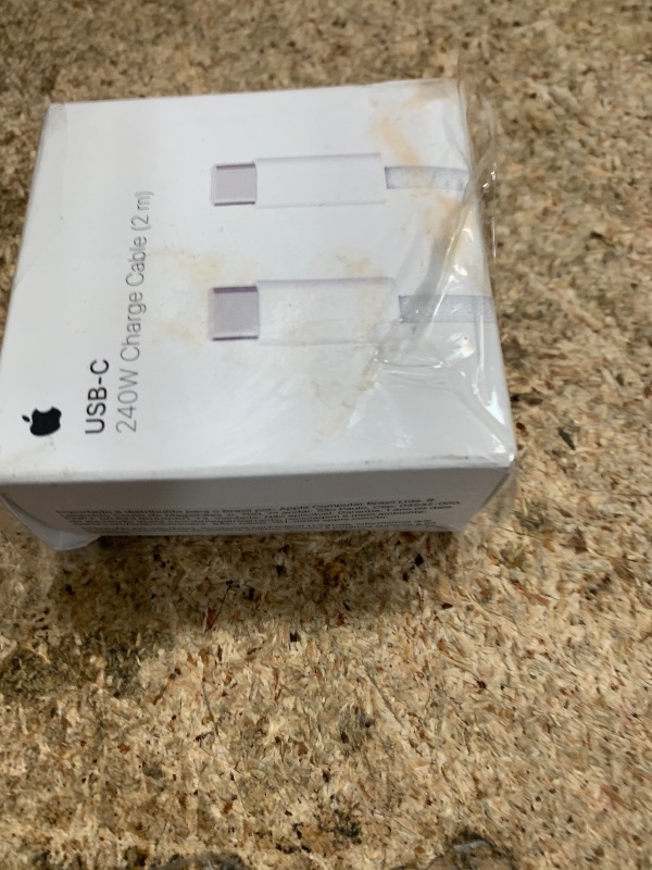 Photo 1 of Apple USB-C Woven Charge Cable (2 m) ???????1039541573
