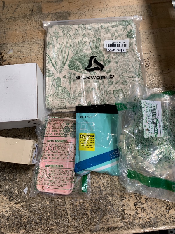 Photo 1 of ** SOLD AS IS BUNDLE OF MISCELLANEOUS AND SORTED GOODS **